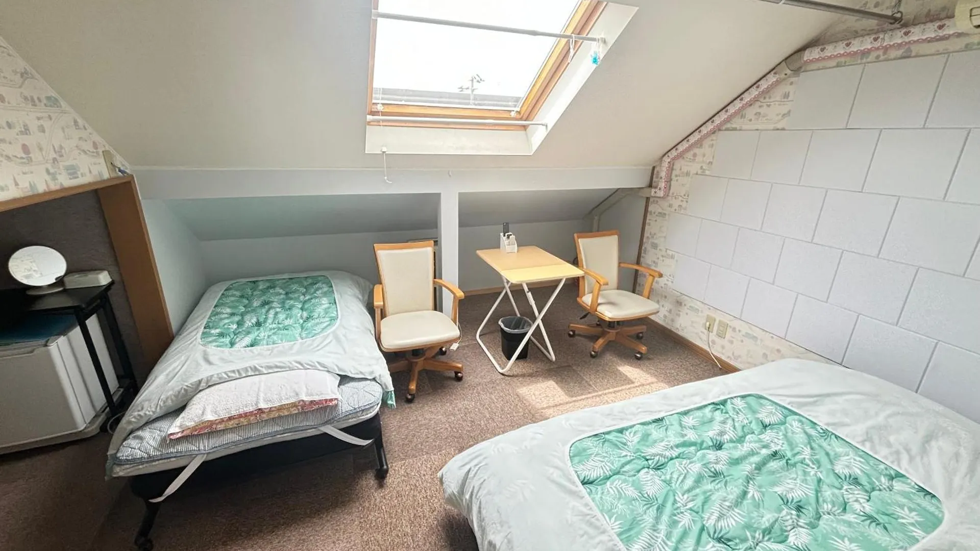 Guest House モモ Obihiro 0*,